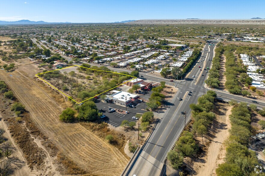 More Photos Of 1333 S Abrego Dr, Green Valley Land For Lease