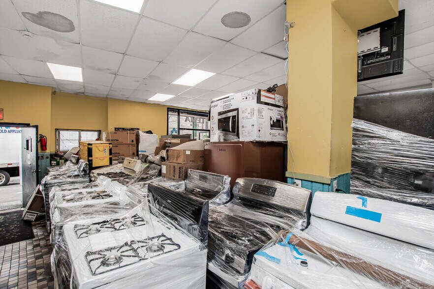 More Photos Of 2849 Fulton St, Brooklyn Storefront For Lease