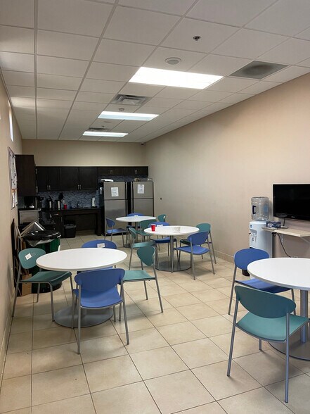 More Photos Of 4320 Marsh Ridge Rd, Carrollton Light Distribution For Lease