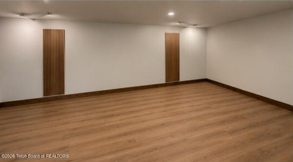 More Photos Of 1310 Industrial Lane, Driggs Showroom For Sale