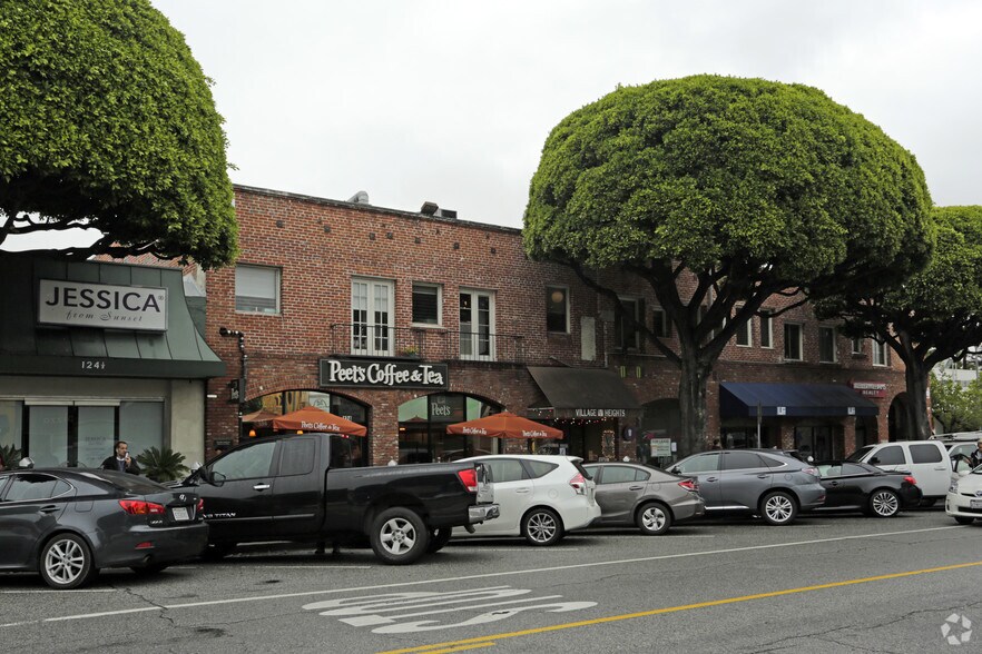 More Photos Of 118-122 N Larchmont Blvd, Los Angeles Storefront Retail Office For Lease