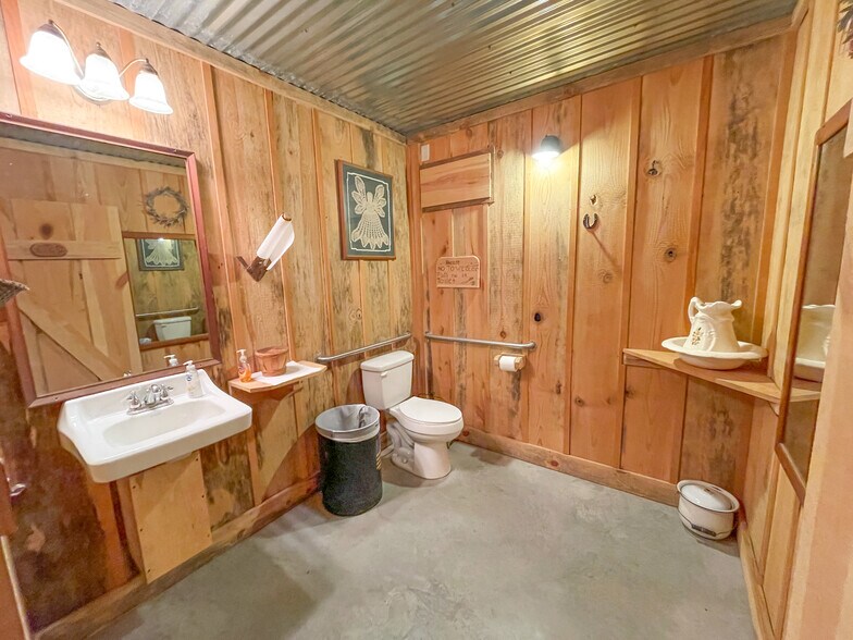 More Photos Of 1516 Fish Hatchery Rd, Summerville Land For Sale