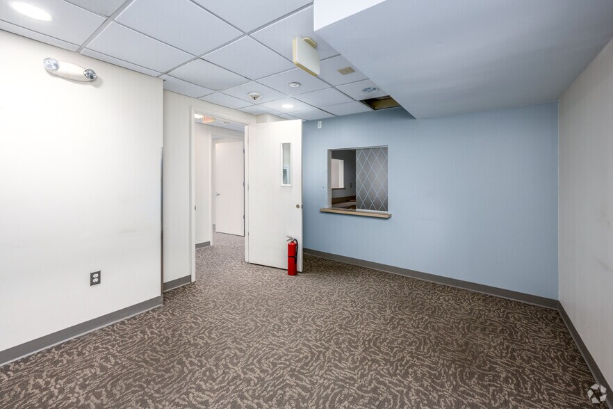 More Photos Of 4701 Randolph Rd, Rockville Medical For Lease