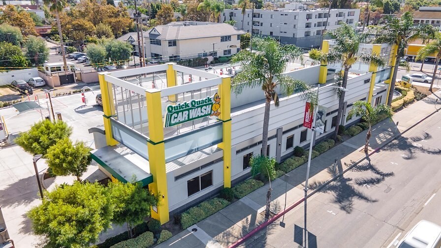 More Photos Of 1807 N Main St, Santa Ana Carwash For Sale