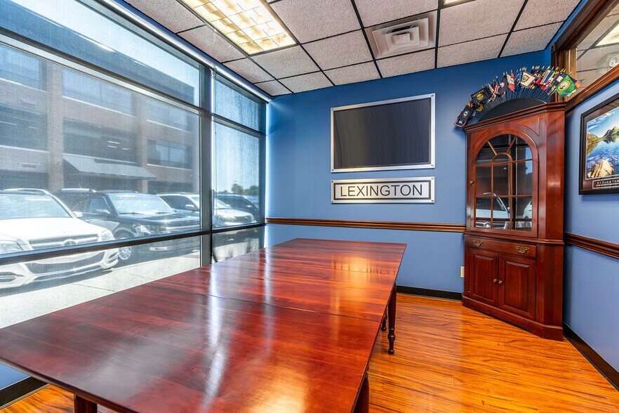 More Photos Of 535 Wellington Way, Lexington Medical For Sale