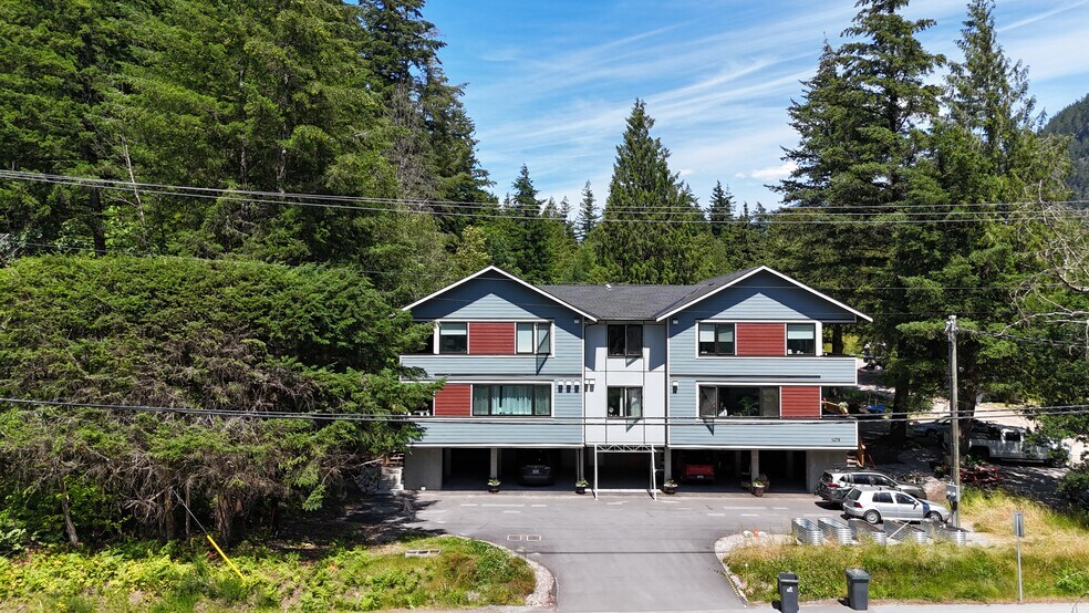 More Photos Of 1499 Depot Rd, Squamish Apartments For Sale