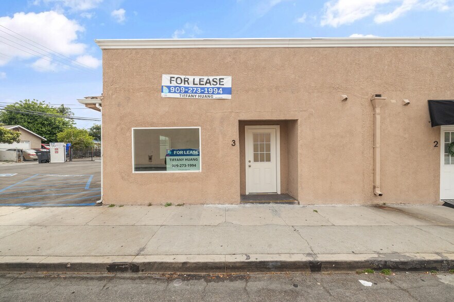 More Photos Of 1001-1003 E La Habra Blvd, La Habra General Retail For Sale