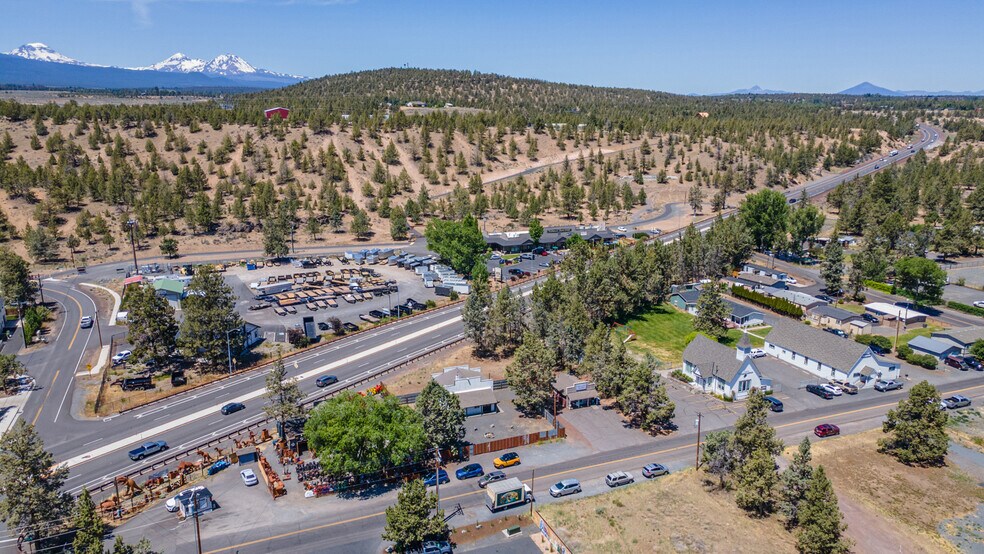 More Photos Of 64661 Bruce Ave, Bend General Retail For Sale