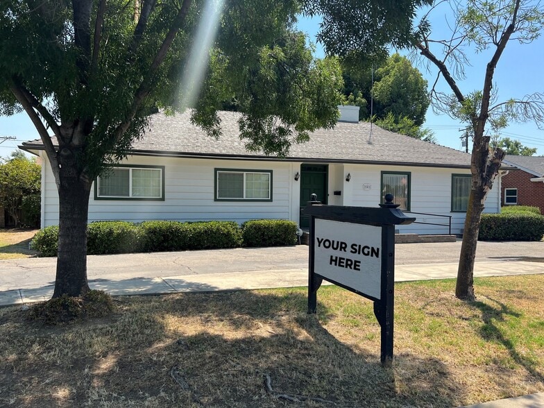 Primary Photo Of 341 N Kaweah Ave, Exeter Office For Lease