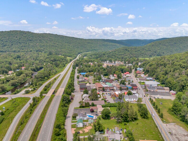 More Photos Of 1959 Old Route 17, Roscoe Storefront Retail Residential For Sale