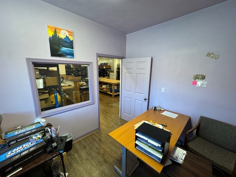 More Photos Of 4002 Brandon Ave SW, Roanoke General Retail For Sale