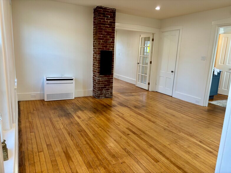 More Photos Of 79 Elm St, Camden Office Residential For Lease
