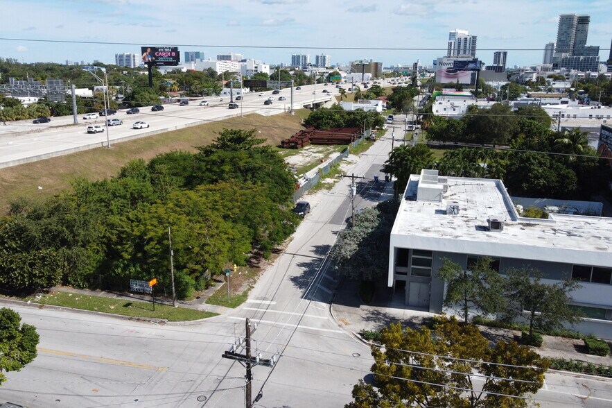 More Photos Of 321 NW 37th St, Miami Land For Sale