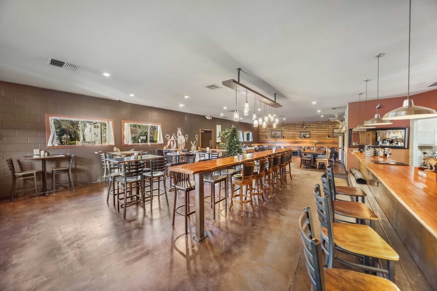 More Photos Of 4909 NE Hazel Dell Ave, Vancouver Restaurant For Sale