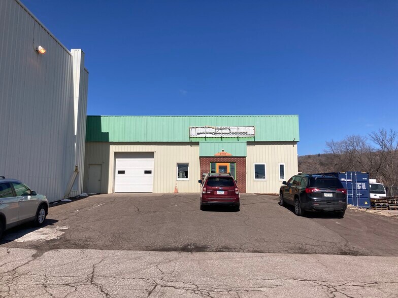 More Photos Of 4201 W 1st St, Duluth Warehouse For Sale