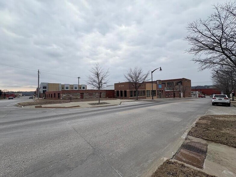 More Photos Of 301 1st Ave N, Fort Dodge Warehouse For Sale