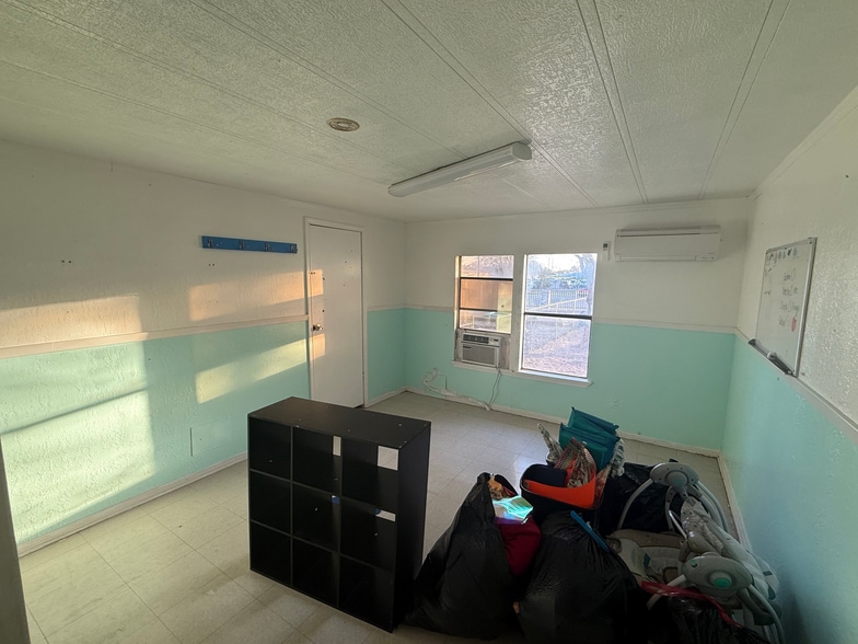 More Photos Of 1204 W Pecan St, Pflugerville Specialty For Lease