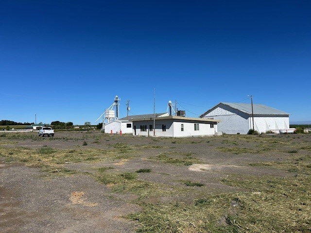 More Photos Of 4105 N 1700 E, Buhl Industrial For Sale