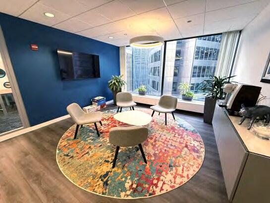 More Photos Of 230 W Monroe St, Chicago Office For Lease