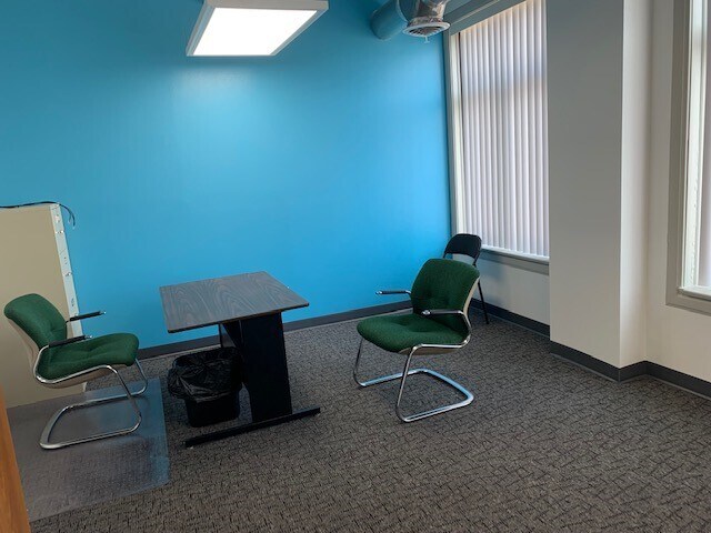 More Photos Of 505-511 5th St, Sioux City Office For Sale