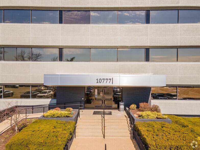 More Photos Of 10777 Sunset Office Dr, Sunset Hills Medical For Lease