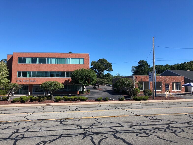 More Photos Of 5700 Post Rd, East Greenwich Office For Lease