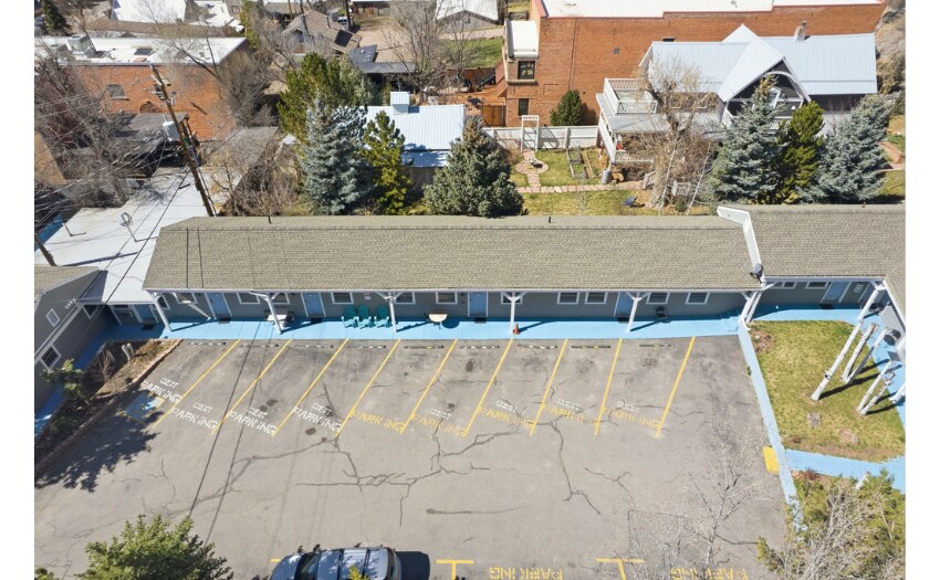 More Photos Of 220 Midland Ave, Basalt Hotel For Sale
