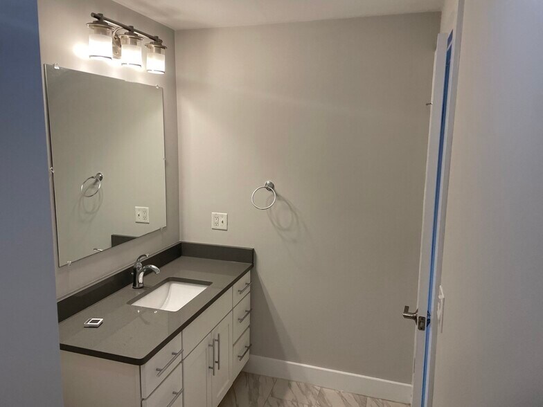 More Photos Of 543 Dorchester Ave, South Boston Apartments For Sale