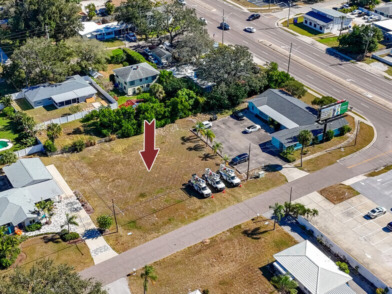 Primary Photo Of 0 144th St, Largo Land For Sale