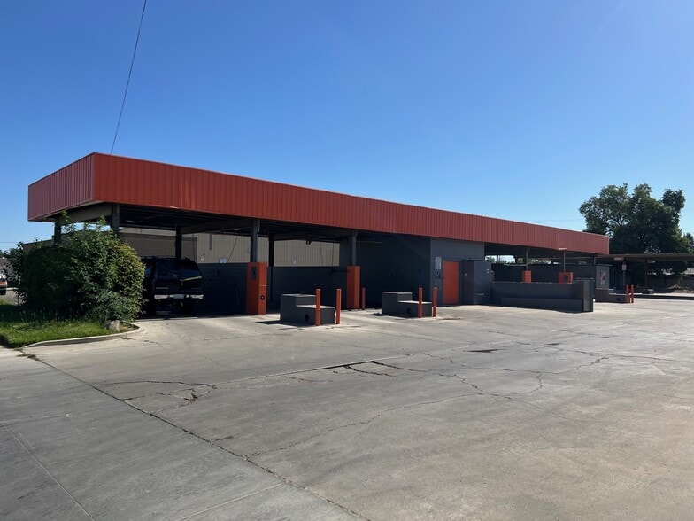 More Photos Of 1200 N Ben Maddox Way, Visalia Carwash For Sale