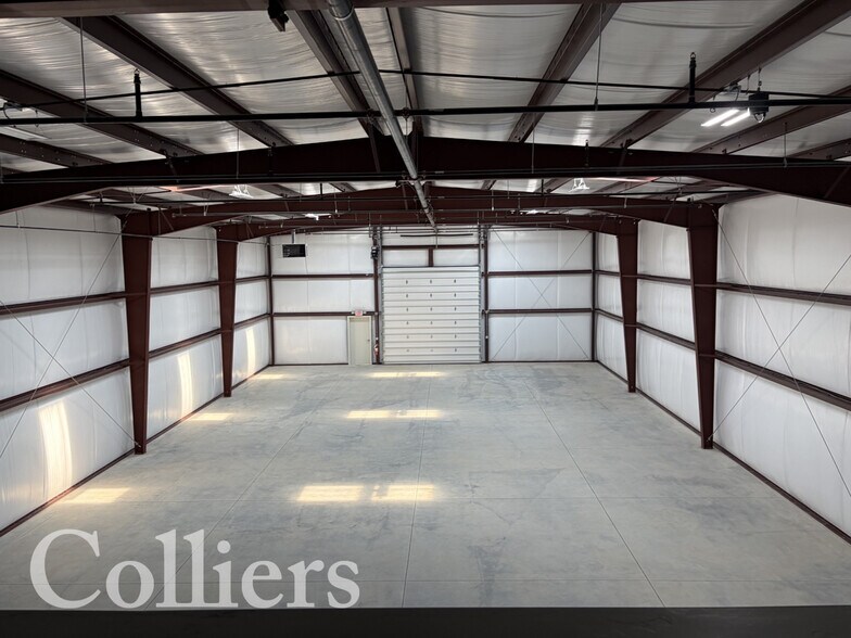 More Photos Of 3294 N Black Butte Ct, Nampa Warehouse For Lease