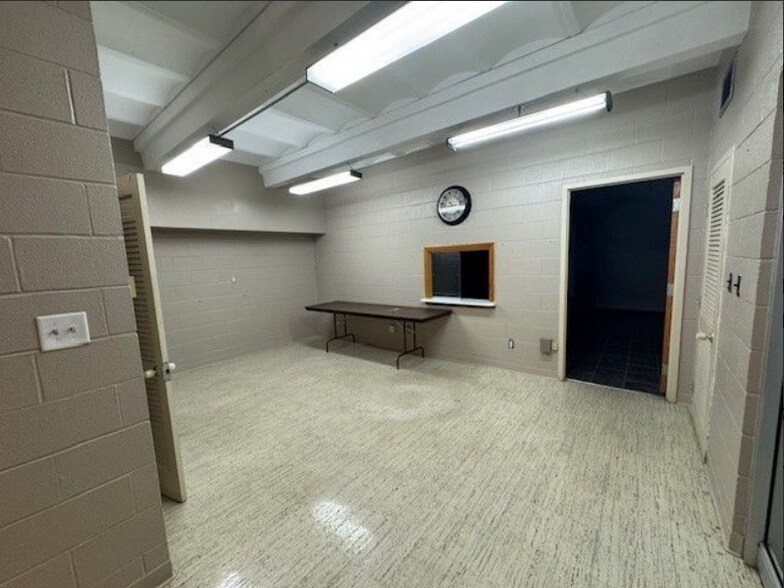 More Photos Of 1203 3rd Ave, Rockford Religious Facility For Sale