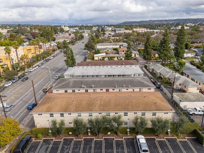 More Photos Of 12592 Washington Pl, Los Angeles Apartments For Sale