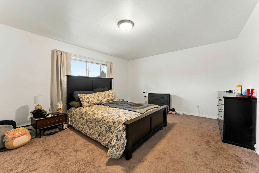 More Photos Of 101 Hooper Rd, Endicott Apartments For Sale