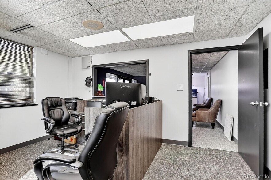More Photos Of 2700 S Shoshone St, Englewood Light Distribution For Sale