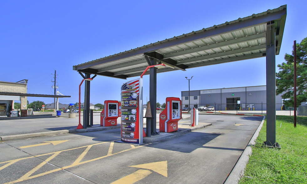 More Photos Of 2858 Treaschwig Rd, Houston Carwash For Sale