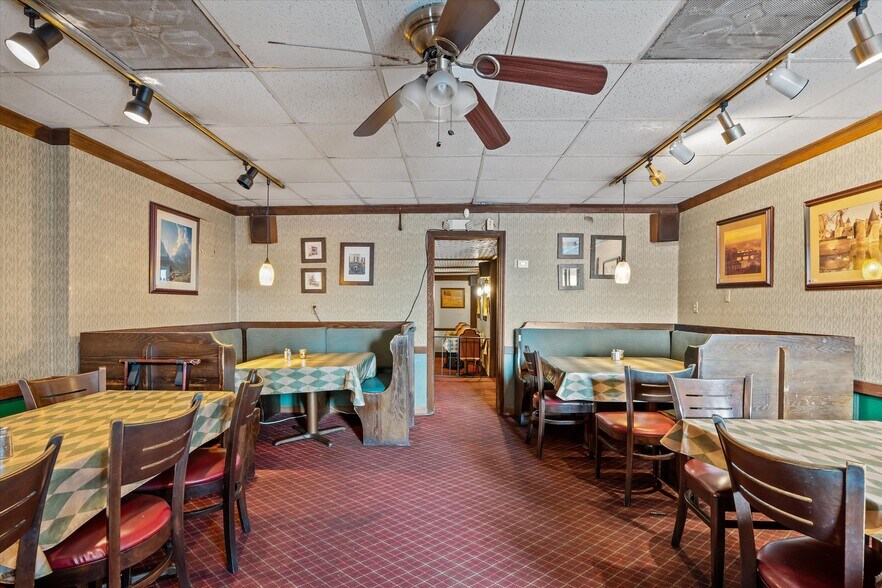 More Photos Of 3044 Deans Bridge Rd, Augusta Restaurant For Sale