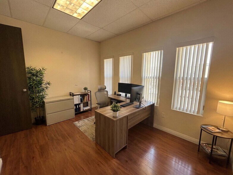 More Photos Of 1900 S Del Mar Ave, San Gabriel Storefront Retail Office For Lease