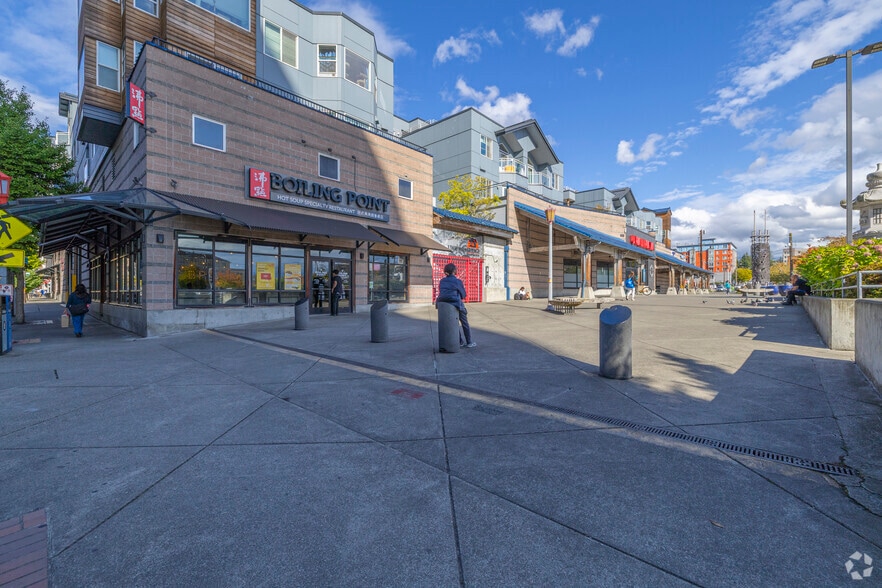 More Photos Of 600 5th Ave S, Seattle General Retail For Lease