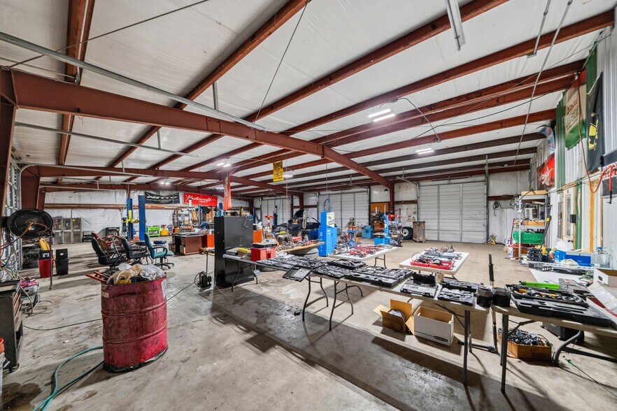 More Photos Of 679 Highway 365, Mayflower Office For Sale