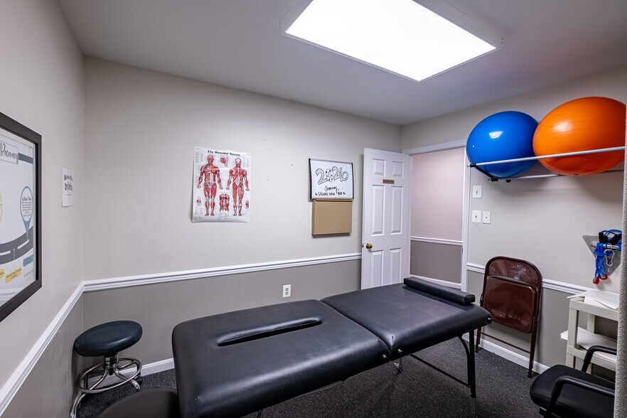 More Photos Of , La Plata Office For Sale