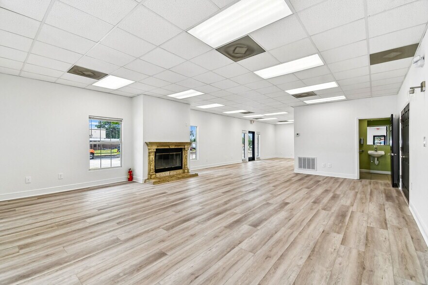 More Photos Of 450 E Highway 50, Clermont Medical For Lease