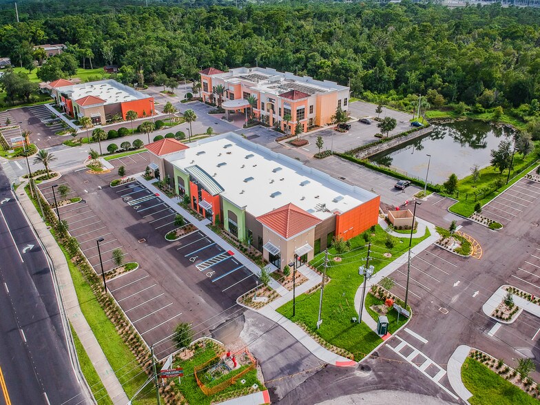 100 N Dean Rd, Orlando, FL 32825 For Lease