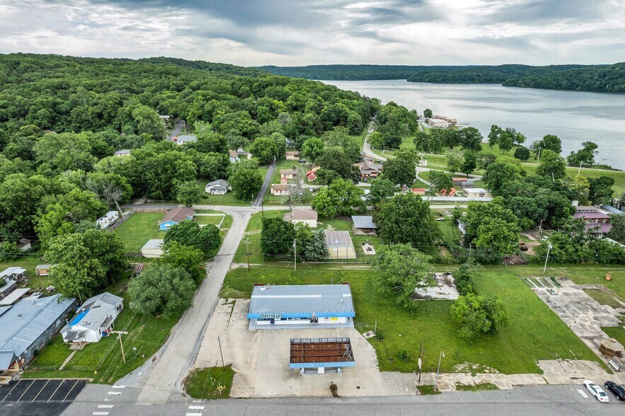 More Photos Of 101 S Main Street, Spavinaw Restaurant For Sale