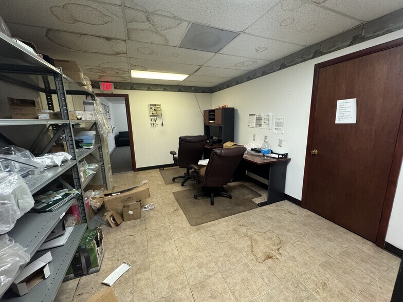 More Photos Of 3429 N Liberty St, Jacksonville Light Distribution For Lease