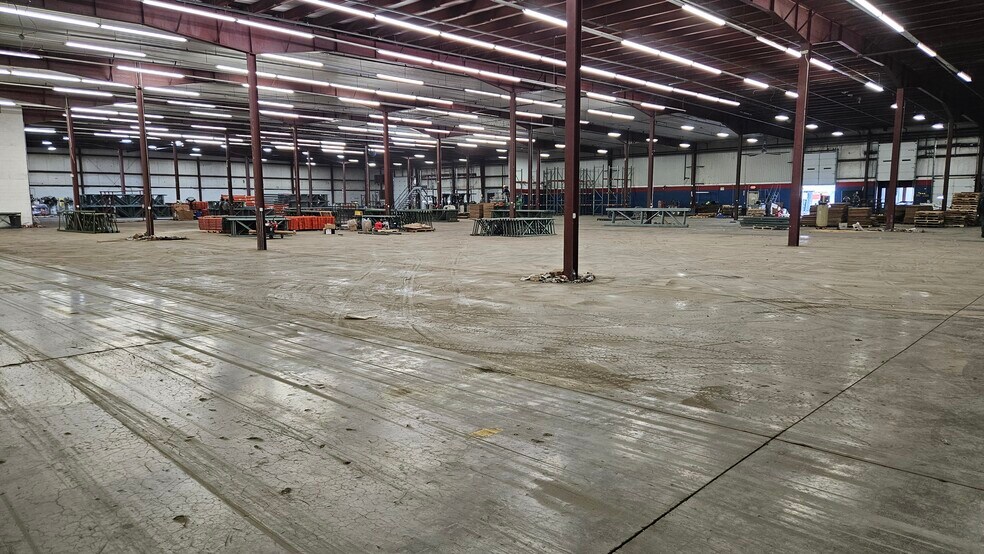 More Photos Of 4091 Jeffrey Blvd, Buffalo Warehouse For Lease