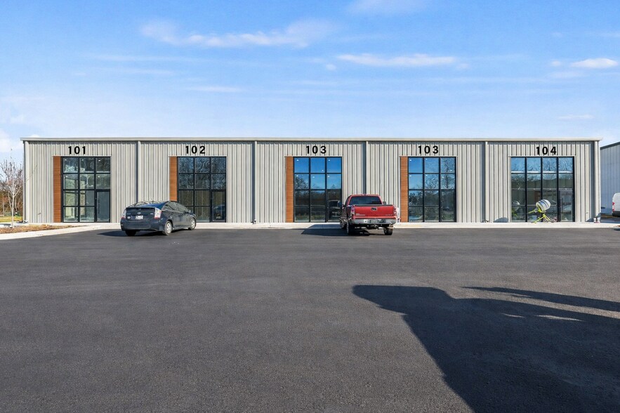Primary Photo Of 3406 Shannon Park Dr, Fredericksburg Warehouse For Lease