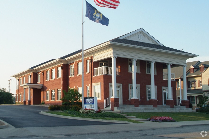 Primary Photo Of 177 N Main St, Plymouth Office For Lease