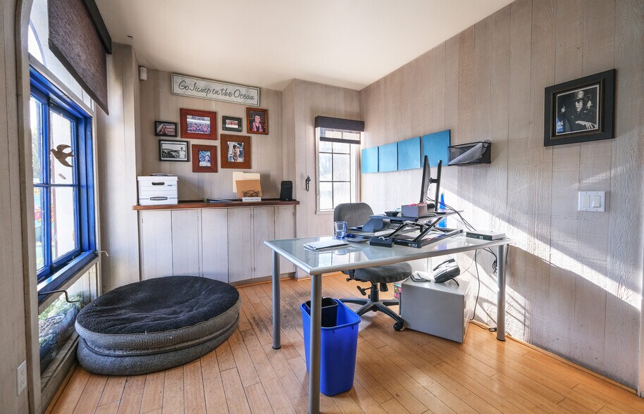 More Photos Of 111 E Haley St, Santa Barbara Warehouse For Sale