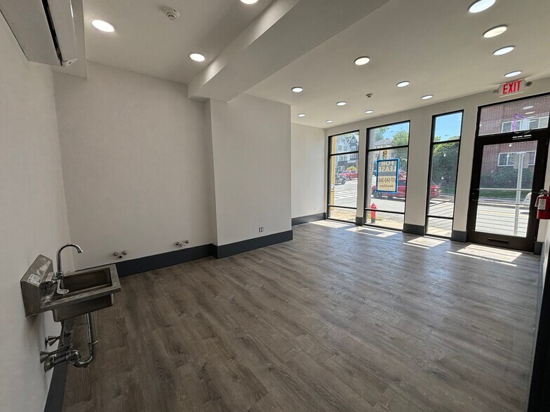 More Photos Of 90-96 Main St, Malden Storefront Retail Residential For Lease